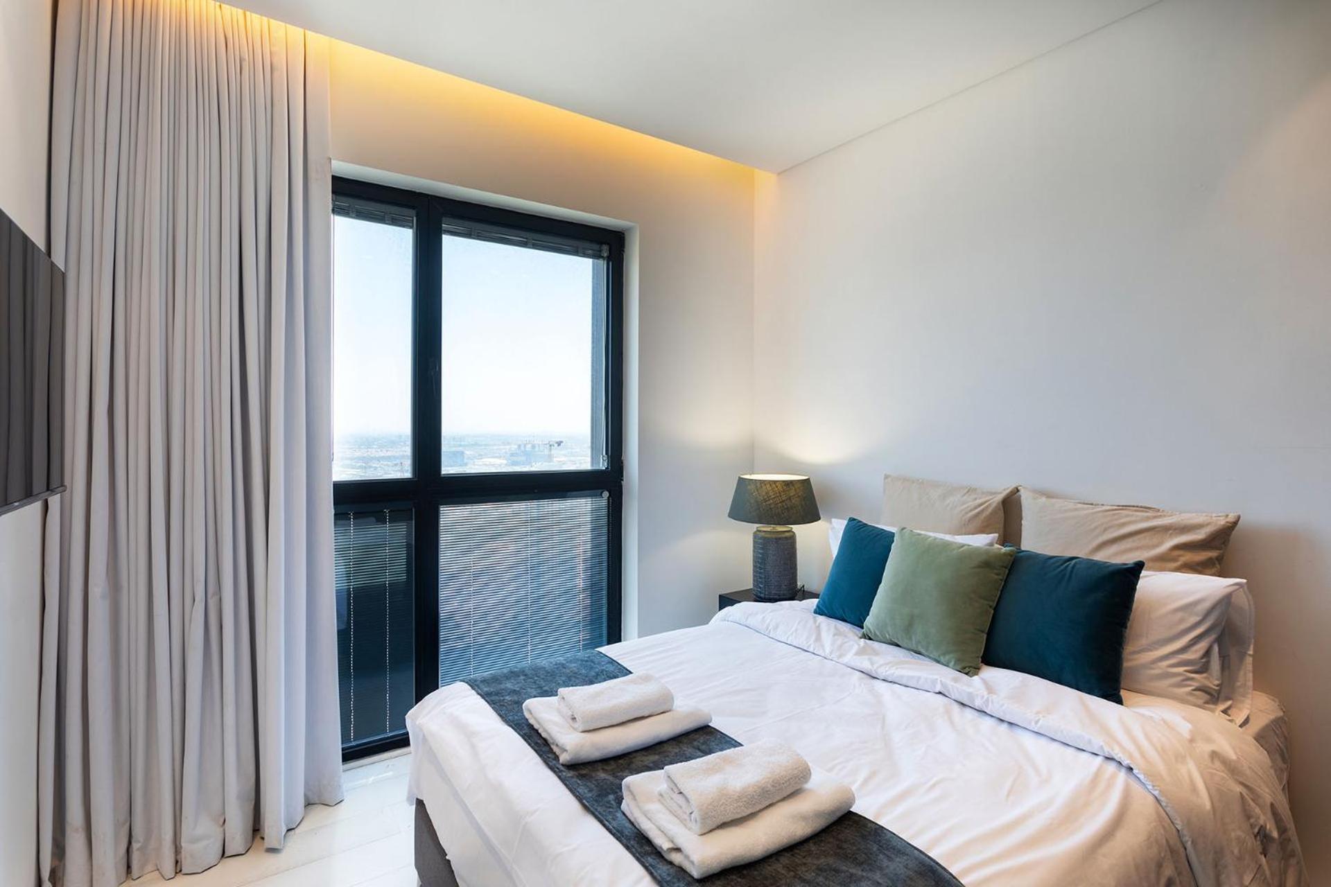YalaRent sea-breeze penthouse with jacuzzi Appartement Bat Yam Buitenkant foto